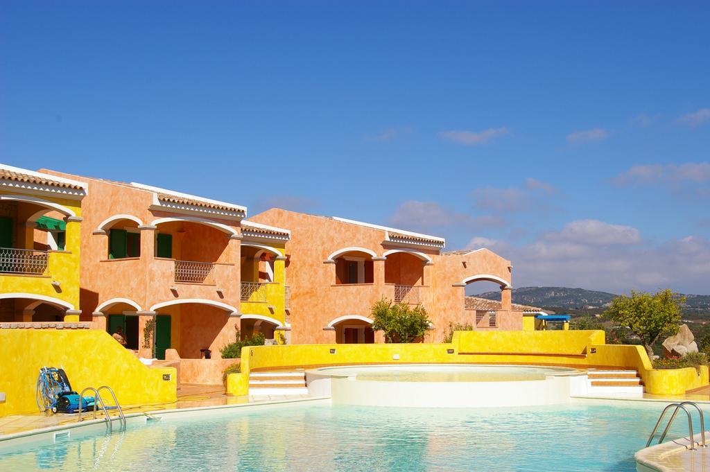 Appartamenti Residence Zodiaco Porto Pozzo Exterior photo